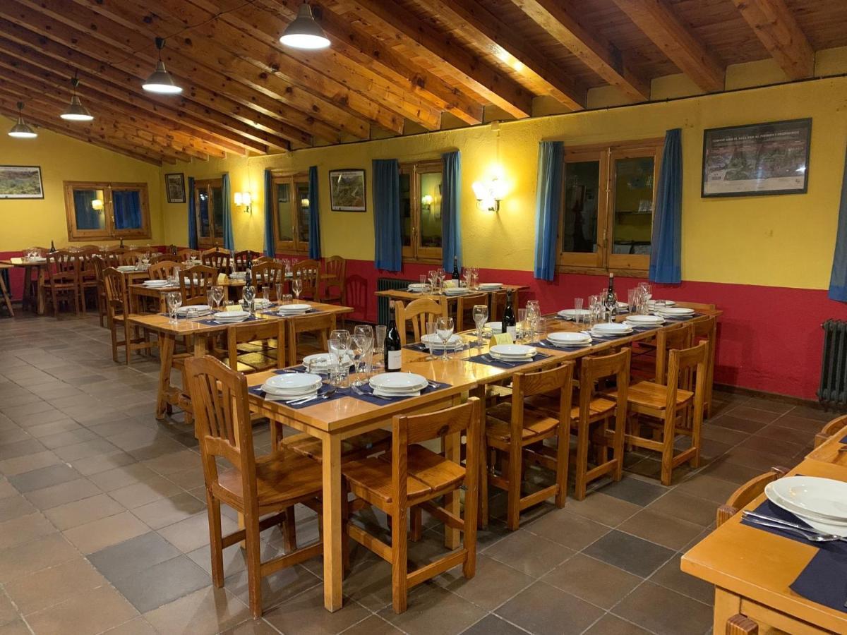 Refugi Cap Del Rec Hostel Lles Kültér fotó