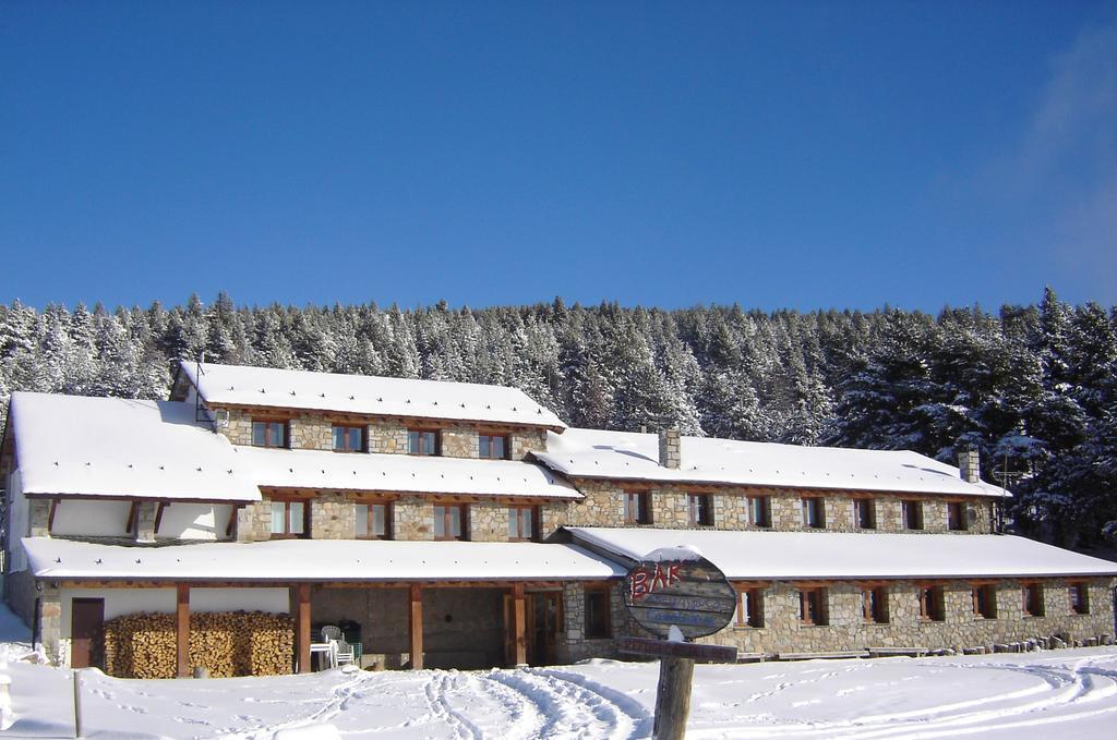 Refugi Cap Del Rec Hostel Lles Kültér fotó