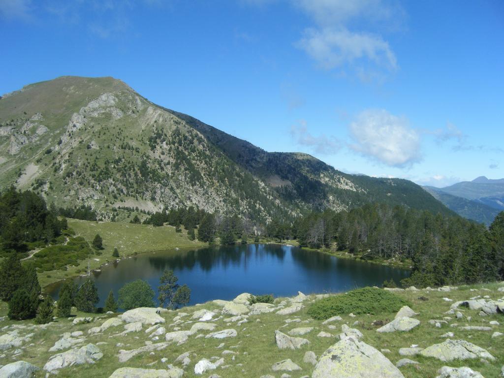 Refugi Cap Del Rec Hostel Lles Kültér fotó