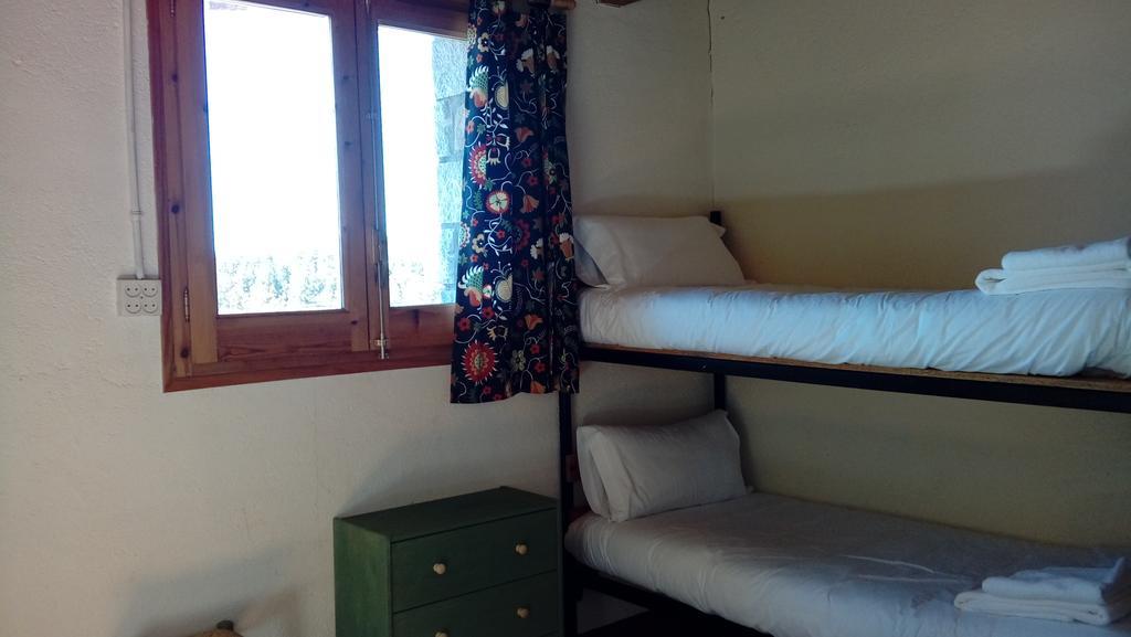 Refugi Cap Del Rec Hostel Lles Kültér fotó